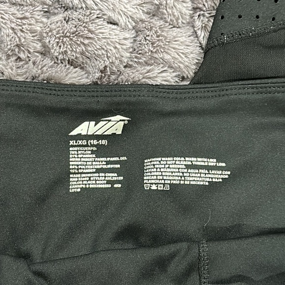 Avia black exercise capris - Picture 4 of 4